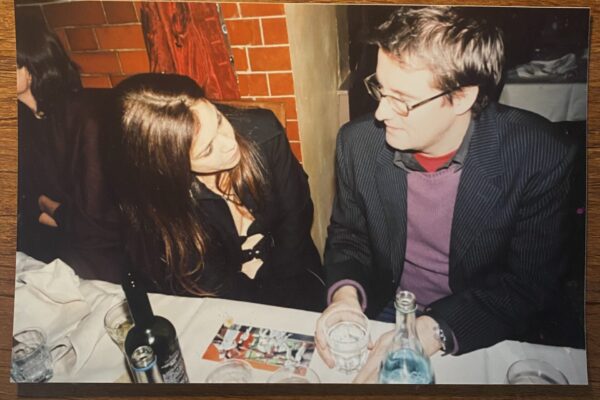 Isabella com Olafur Eliasson, em Londres, início Sec XX